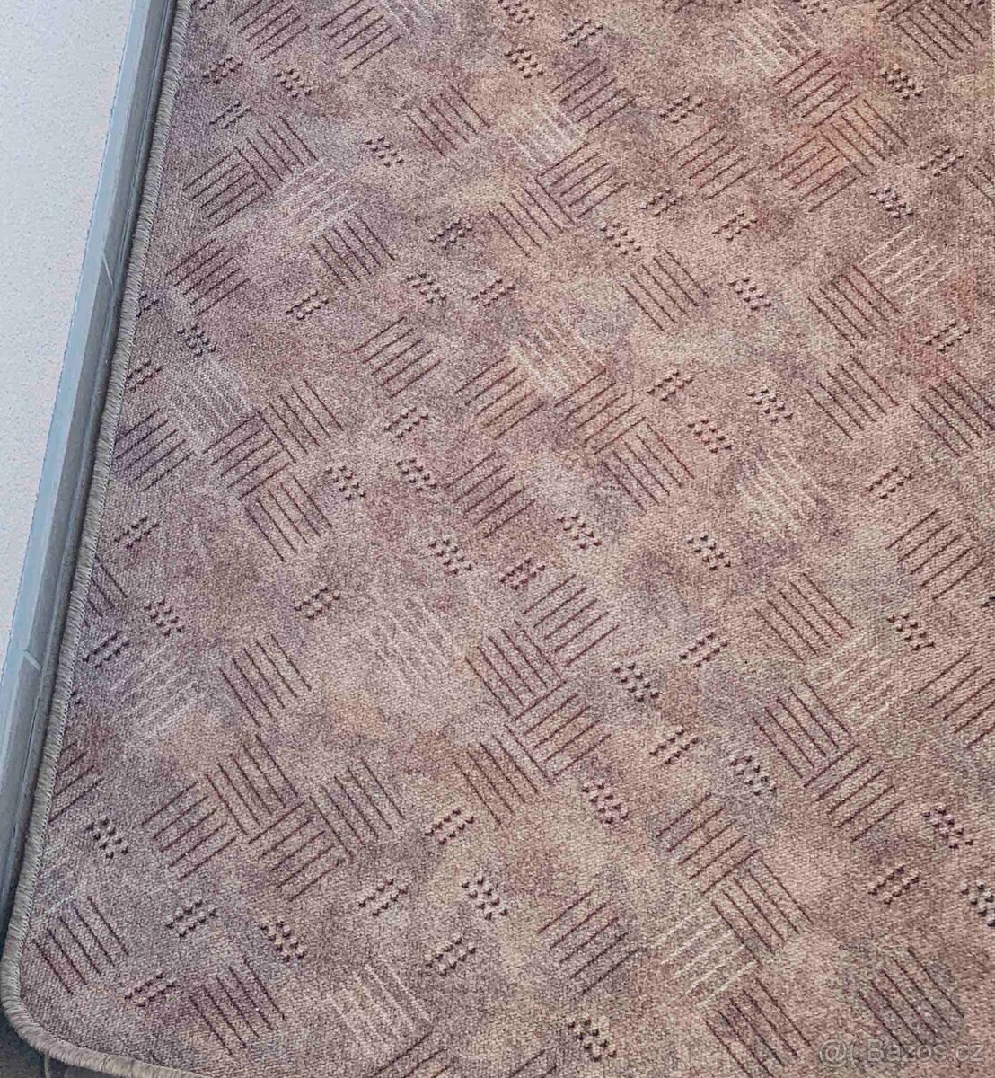 Koberec běhoun olemovaný kovral - 2