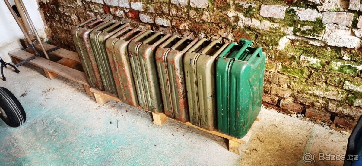 Kanystr plechový 20l (Made in ČSSR) - 2