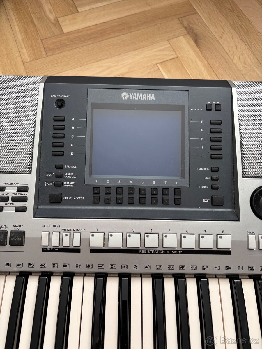 Kláves Yamaha PSR S700 - 2