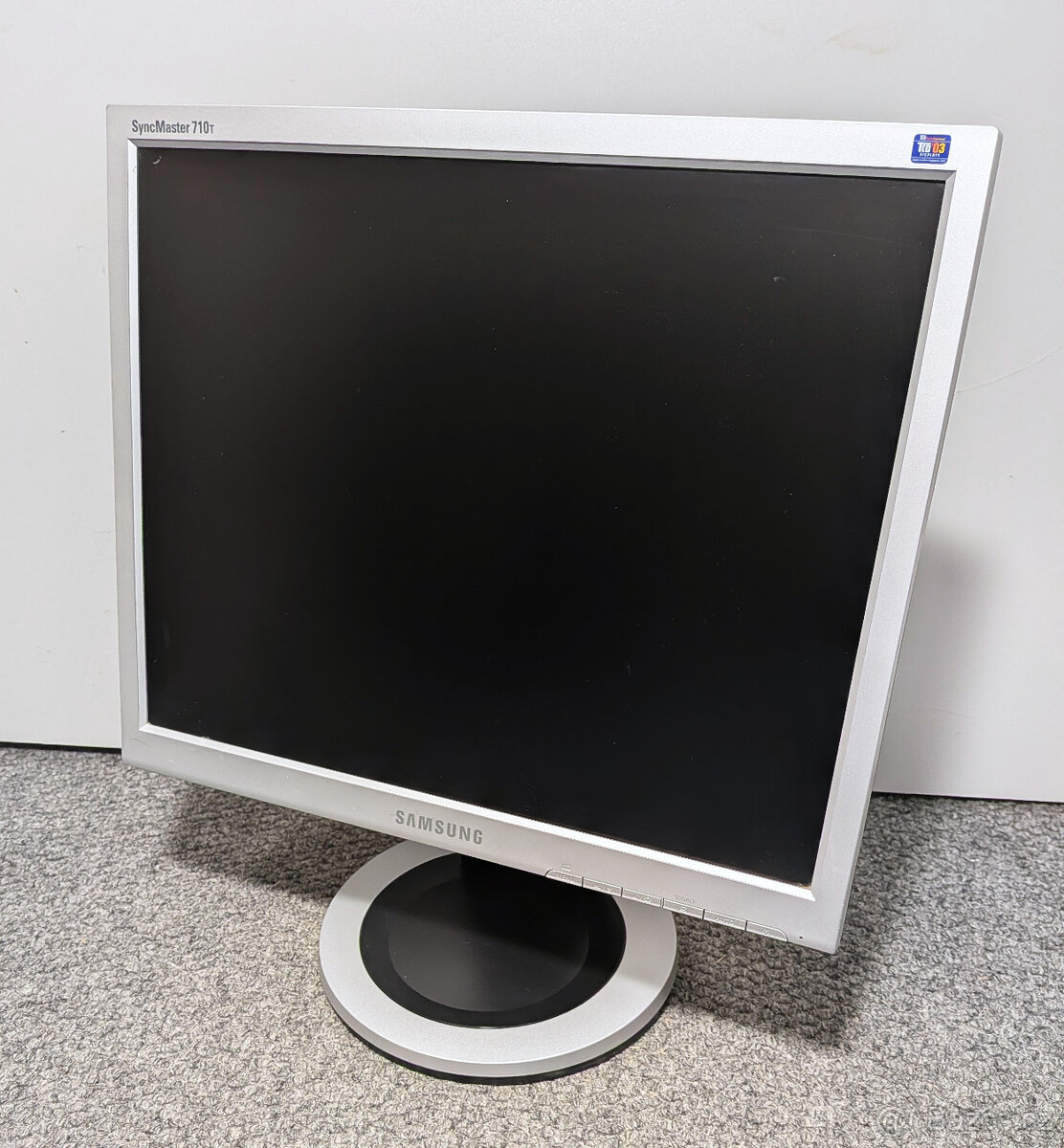 Monitor Samsung SyncMaster 710T - 2