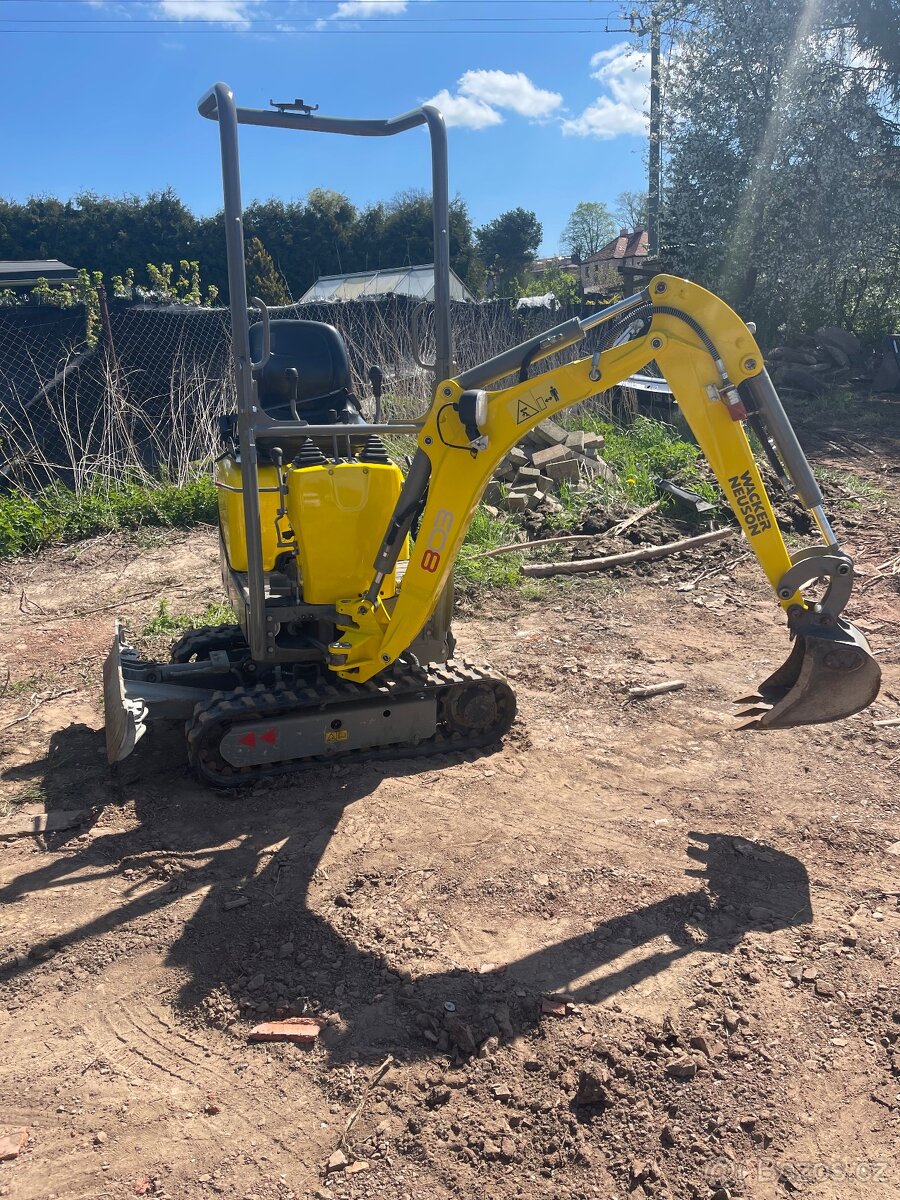 Minibagr Wacker Neuson 803 - 2