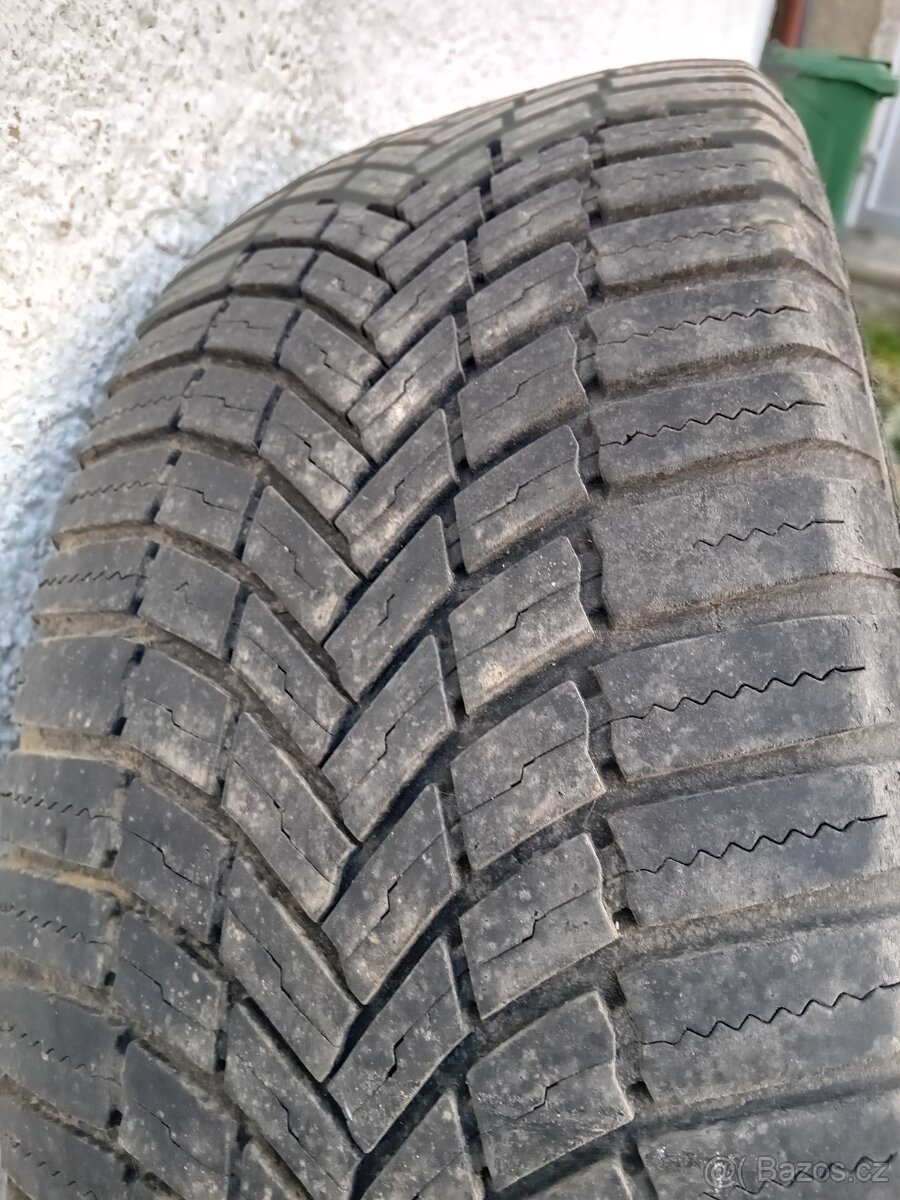 225/55/19 Bridgestone - 2