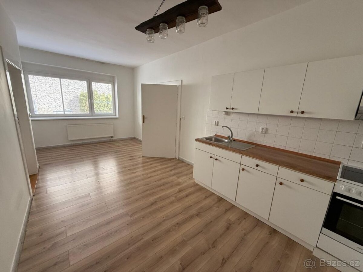 Pardubice, ul. Smilova, 2kk - 2