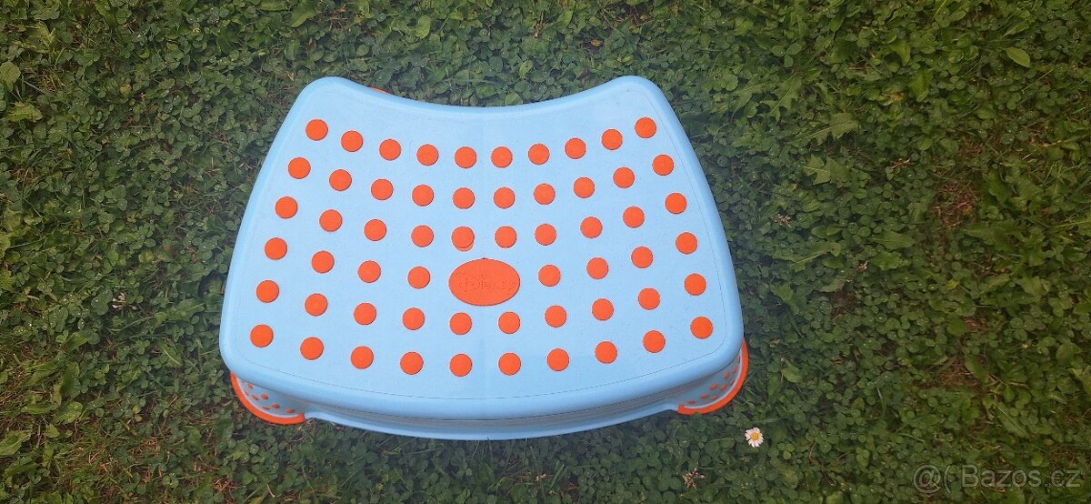 Plastový stupínek - 2