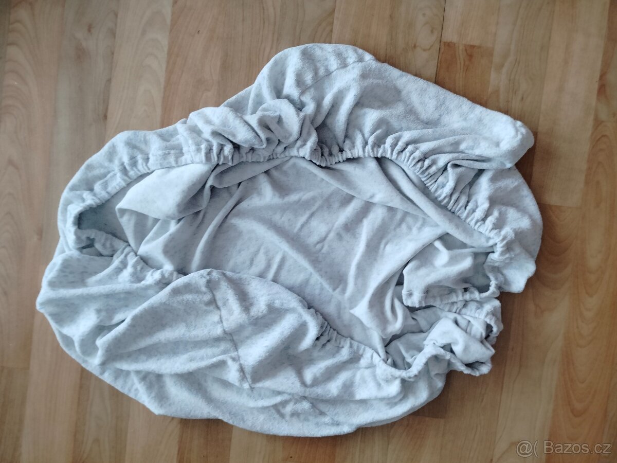 Froté prostěradlo do postýlky - 2