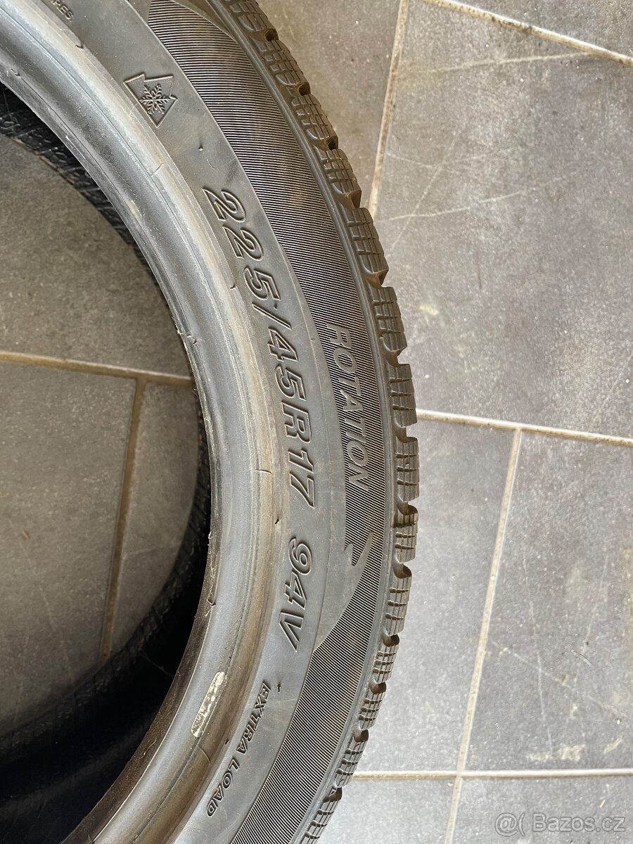 1 kus pneu Goodride 225/45 R17 - 2