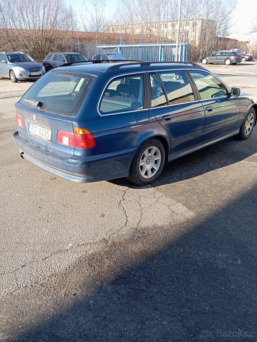 BMW 520e39 toiring - 2
