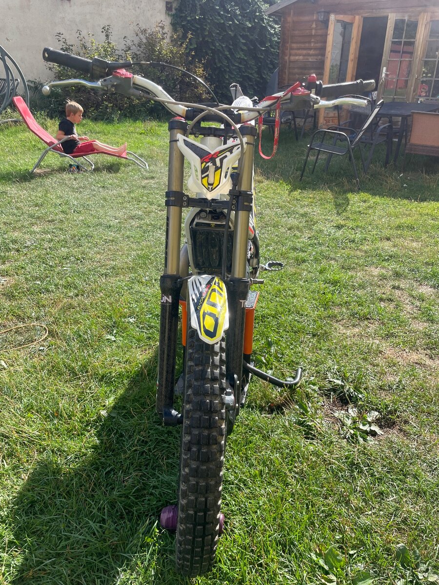 TRS One 125 - 2
