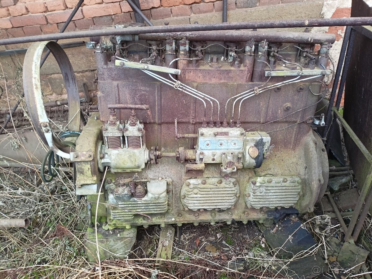 Motor LIAZ Škoda 706 Rt - 2