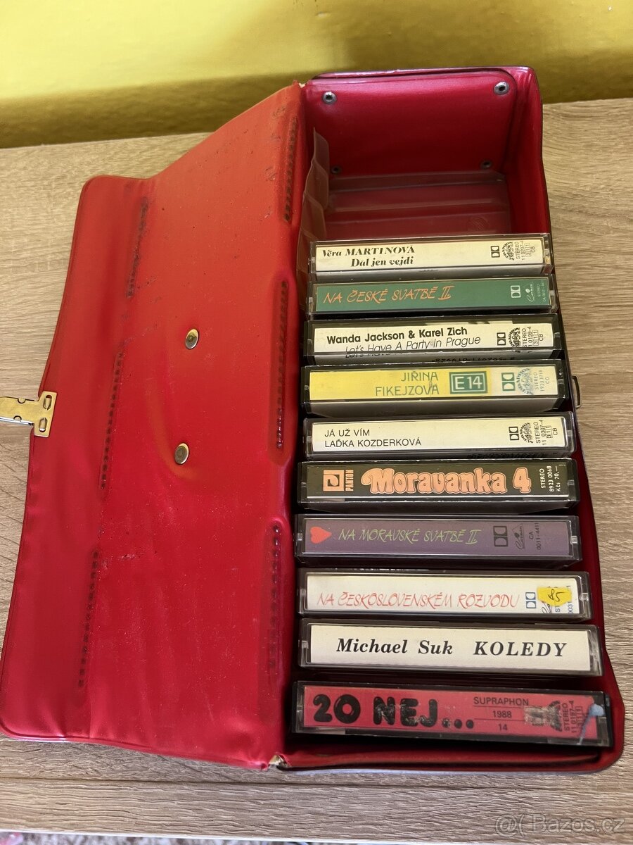 Retro MC kazety MIX - Moravanka, Koledy, Vera Martinova - 2