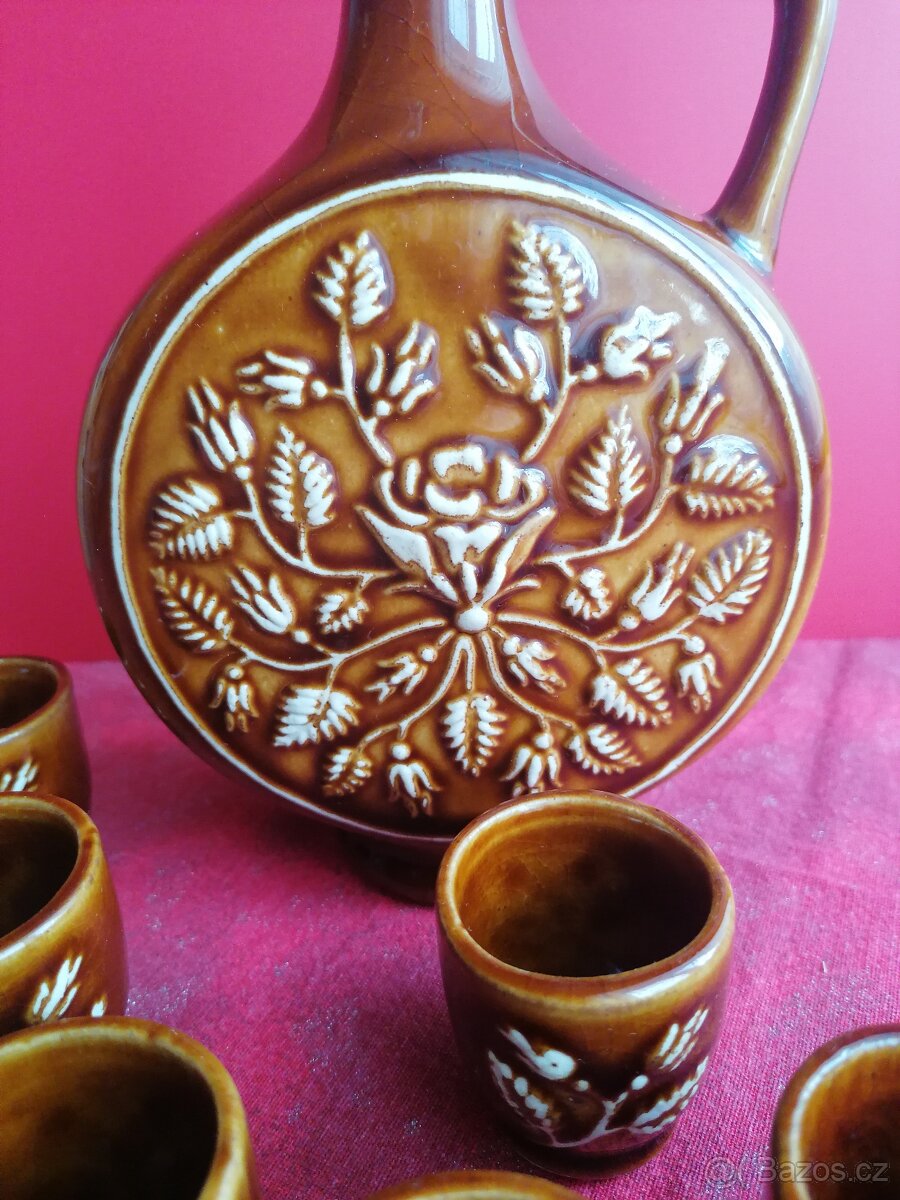 Karafa a štamprle - 2