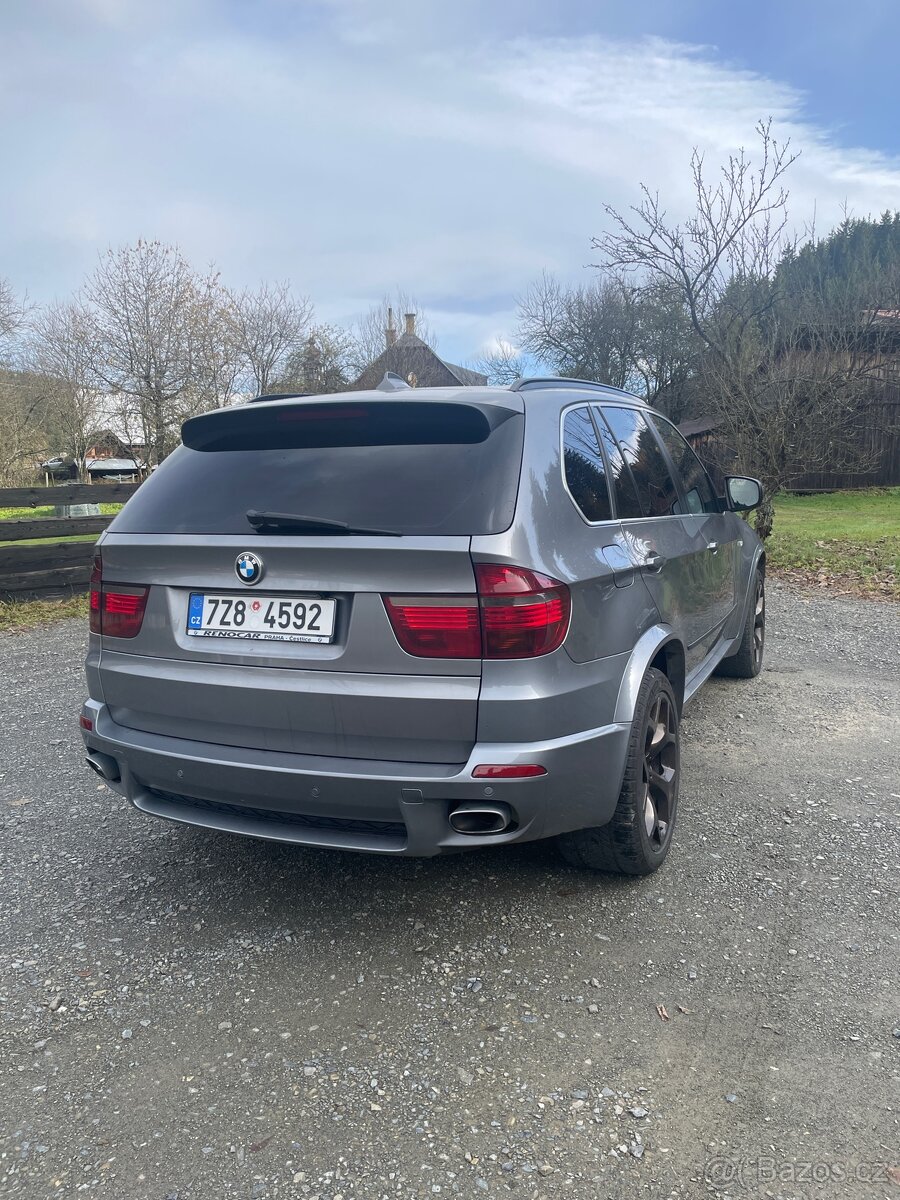 Bmw X5 e70 4.8 V8 - 2