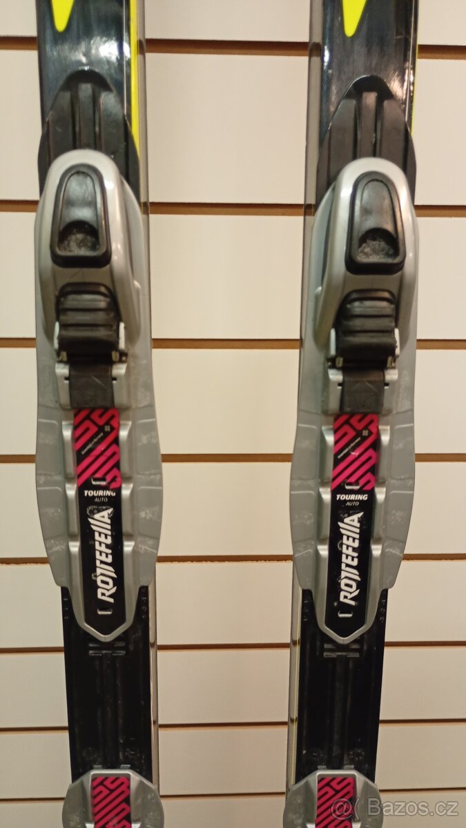 Běžky FISCHER SUPERLIGHT CROWN klasika 207cm - 2