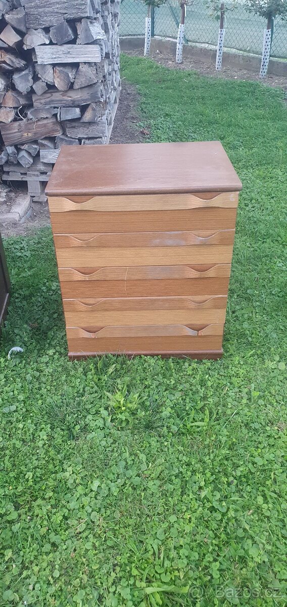 Studentský nábytek - 2