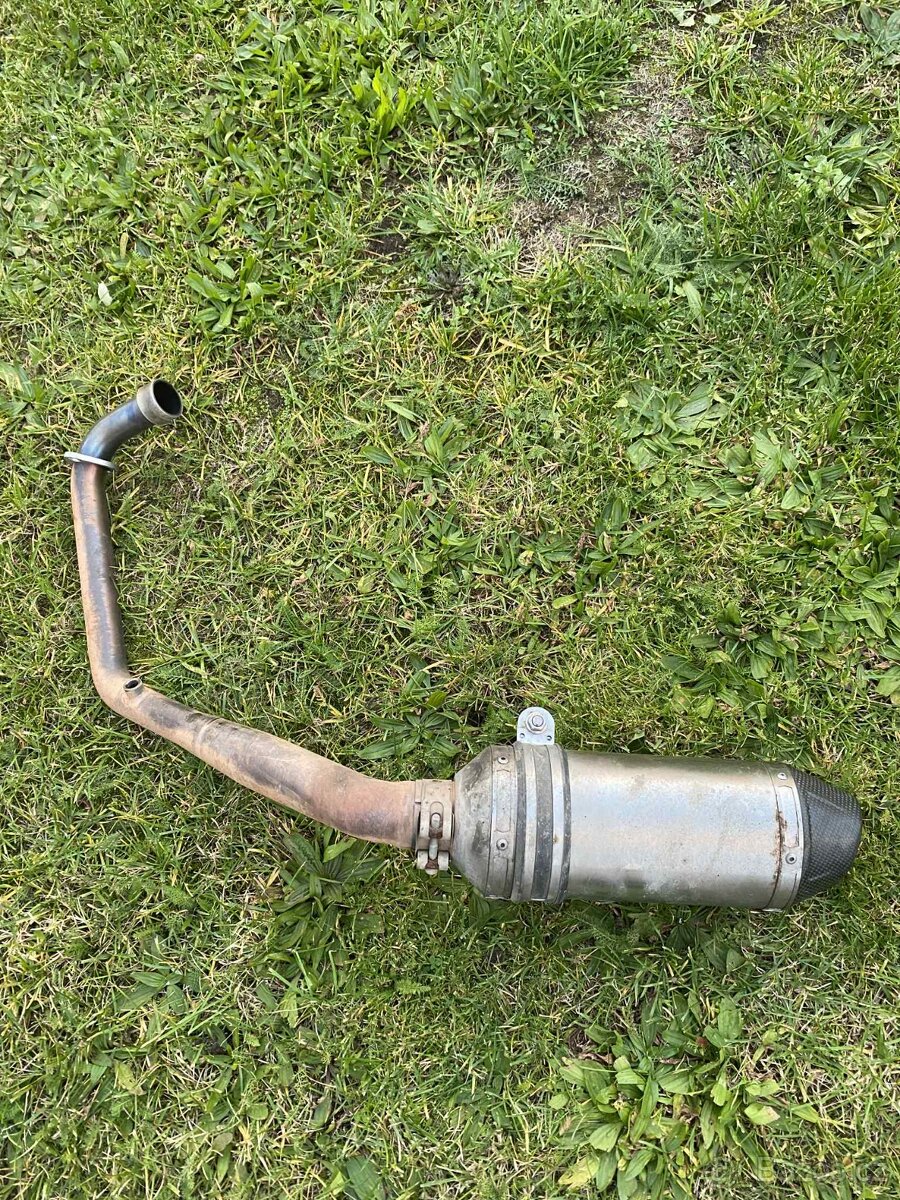 Laděný výfuk Dominator - 2