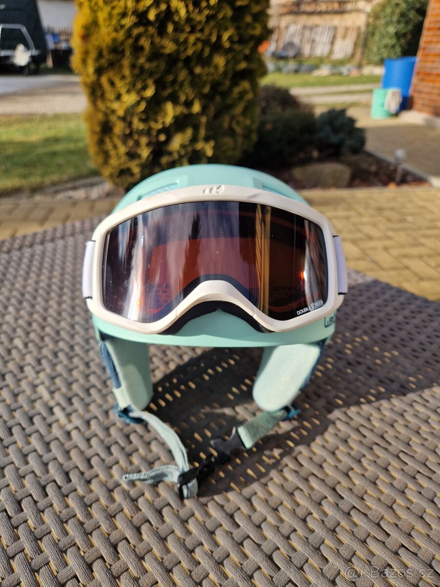 Dětská lyžařská helma s brýlemi - 2