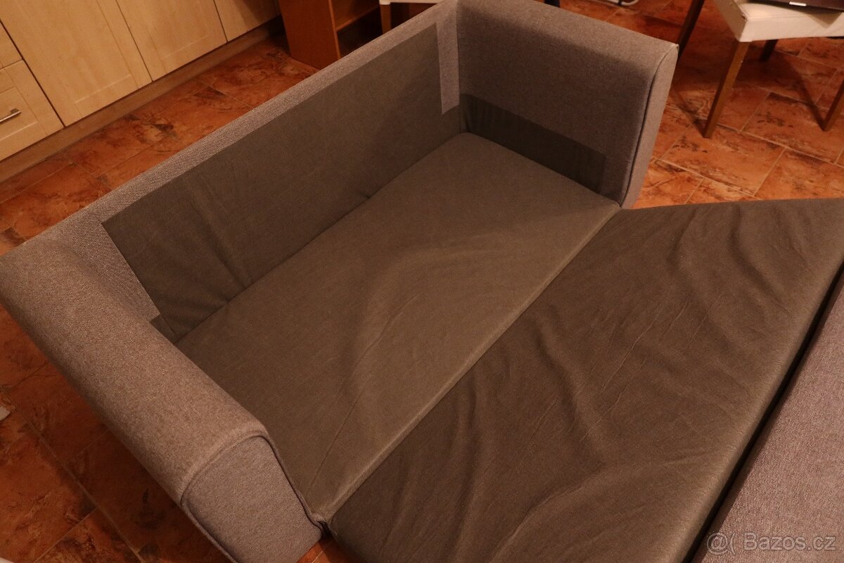 Rozkládací gauč - 2