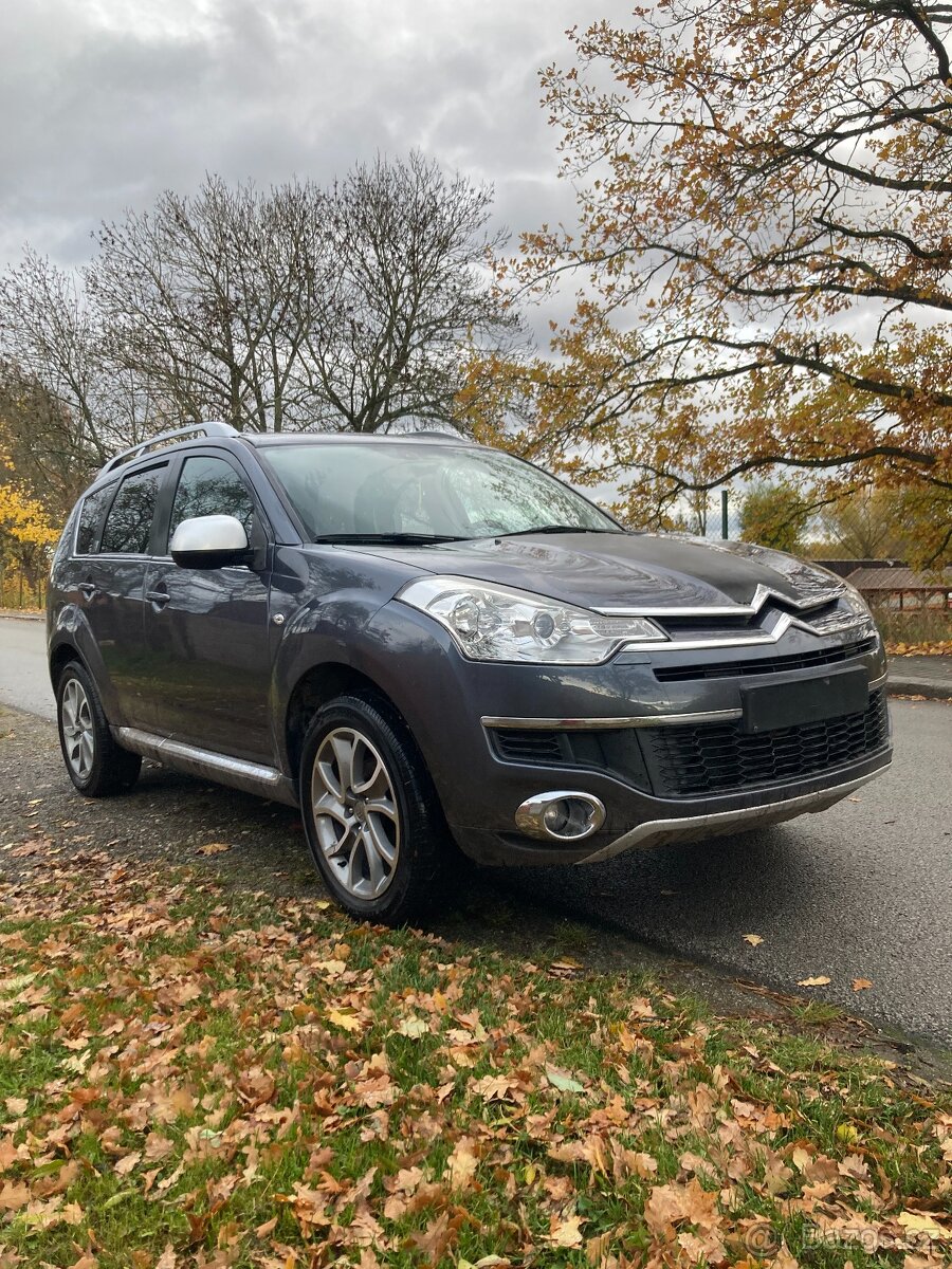 Citroen C-crosser 2,2HDI, Exclusive, 7. míst - 2