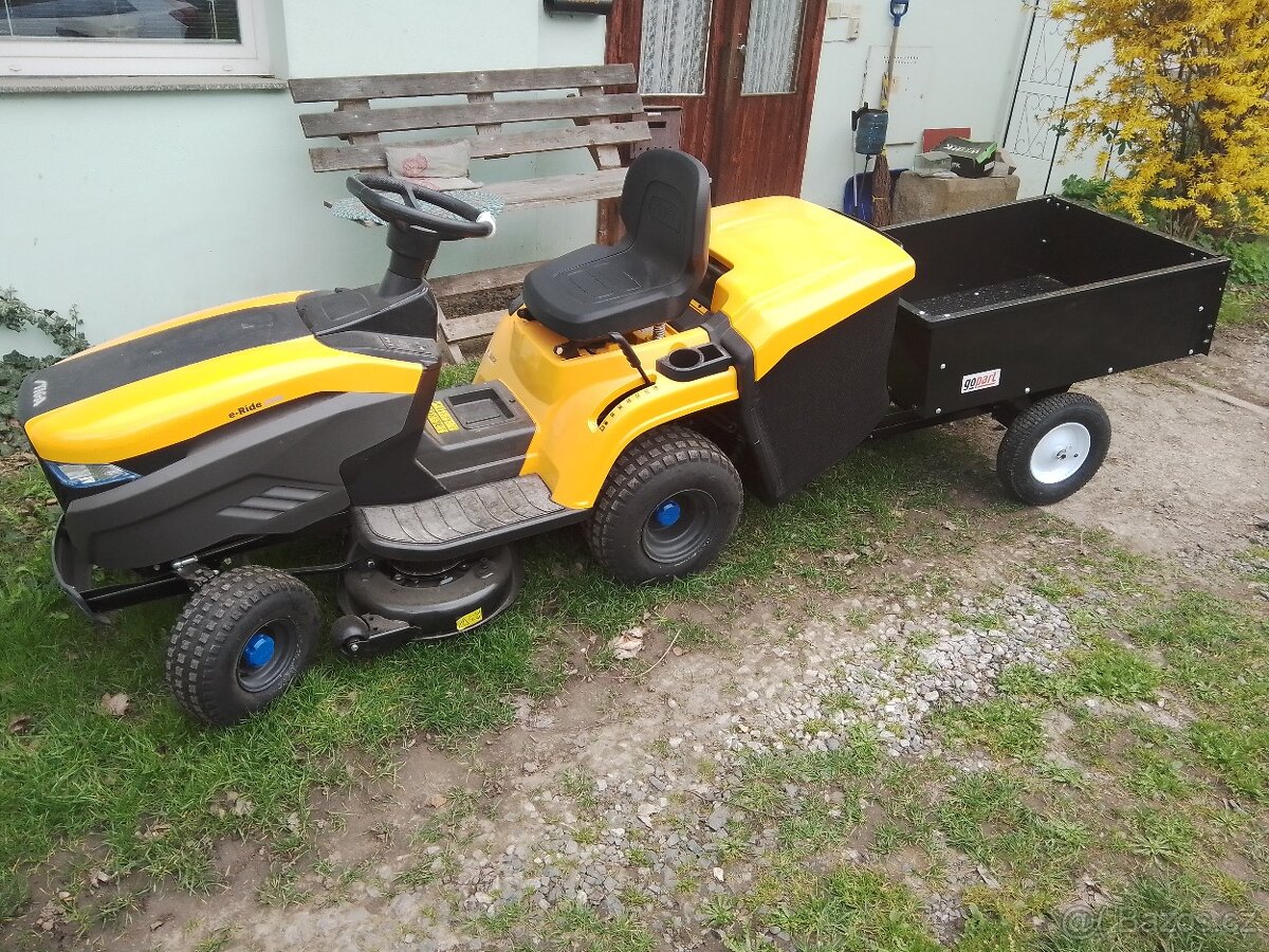 Přívěs k zahradnímu traktoru - 2