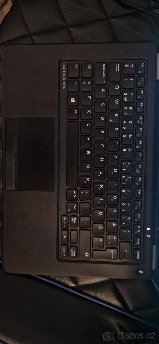 Dell Latitude E7250 – 8GB RAM, SSD, Windows 10 Pro - 2