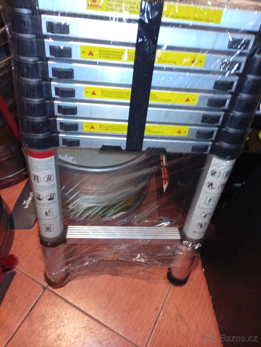 Výsuvný teleskopický žebřík - 2