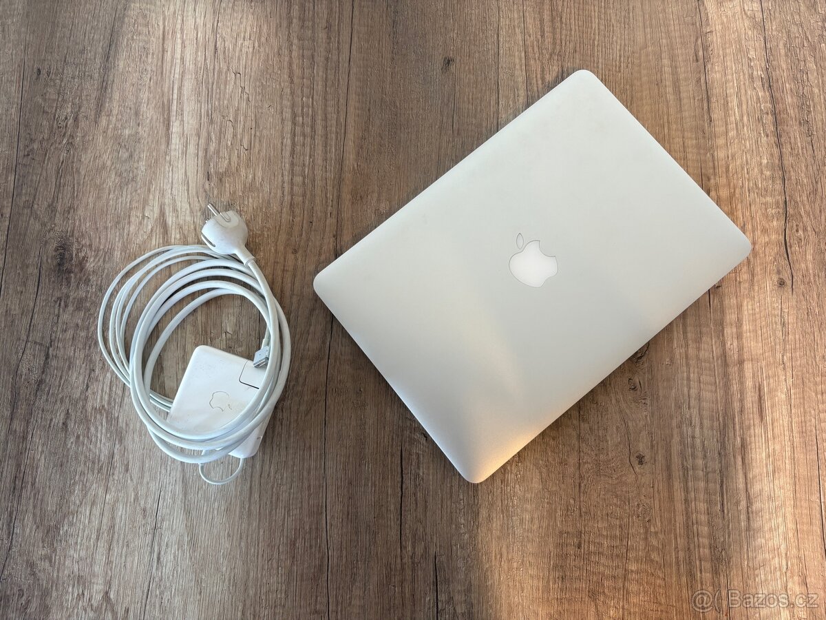 Apple MacBook Pro mid-2015 i5/8Gb/256SSD - 2