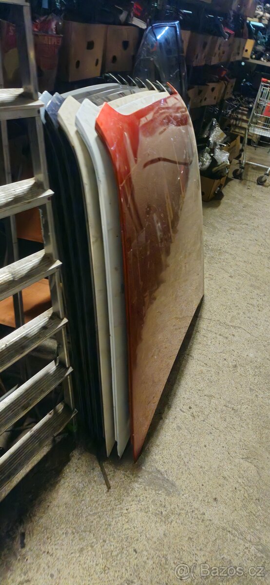 Kapota audi A6 4F vice kusu - 2