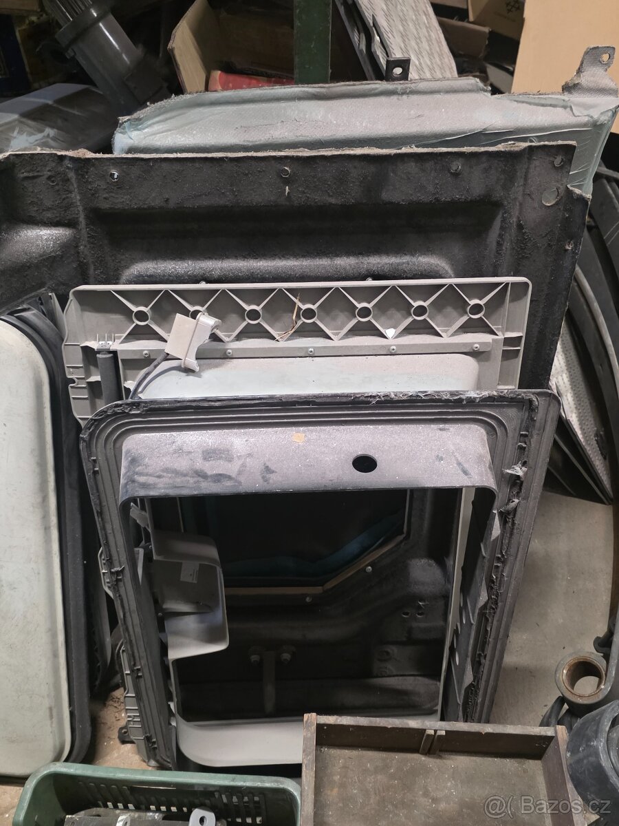 Iveco, Volvo, caravan - 2
