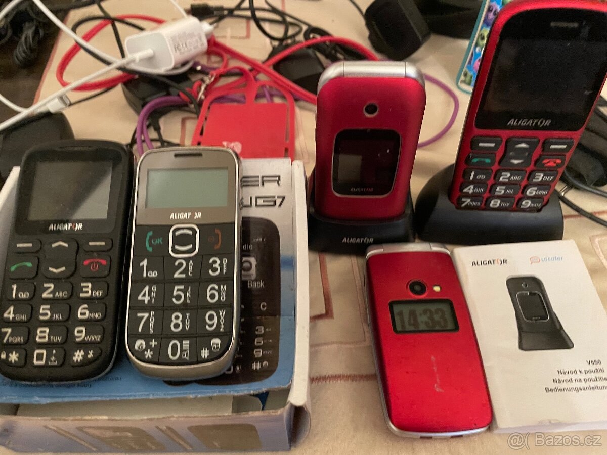 Mobily tlačítkové nejen pro seniory - 2