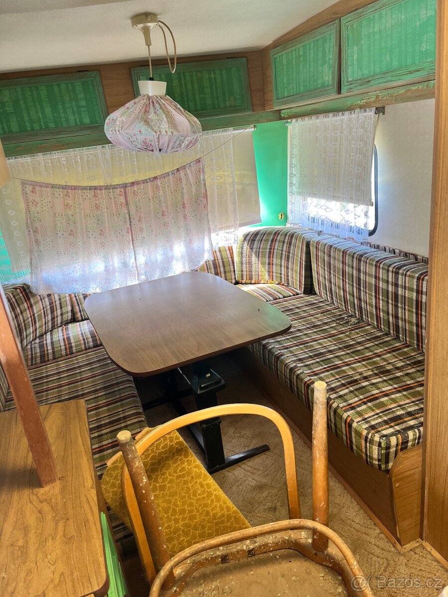 Prodám karavan bez tp - 2