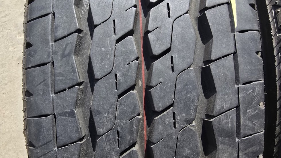 Letní pneu 215/70/15c Firestone - 2