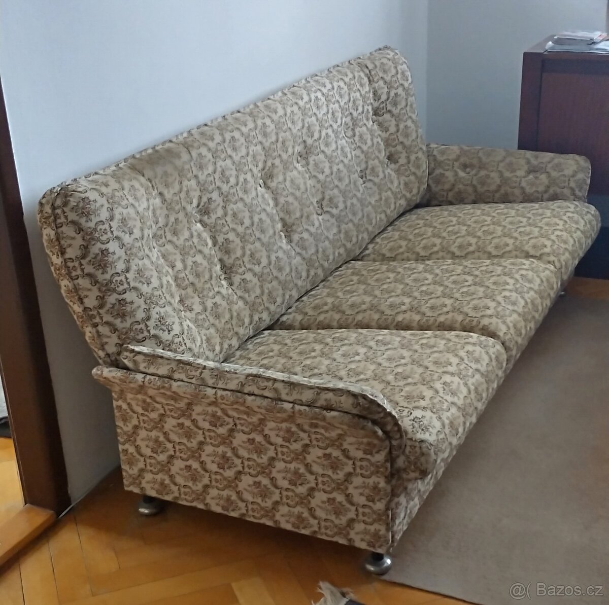 Stará sedačka za odvoz - 2