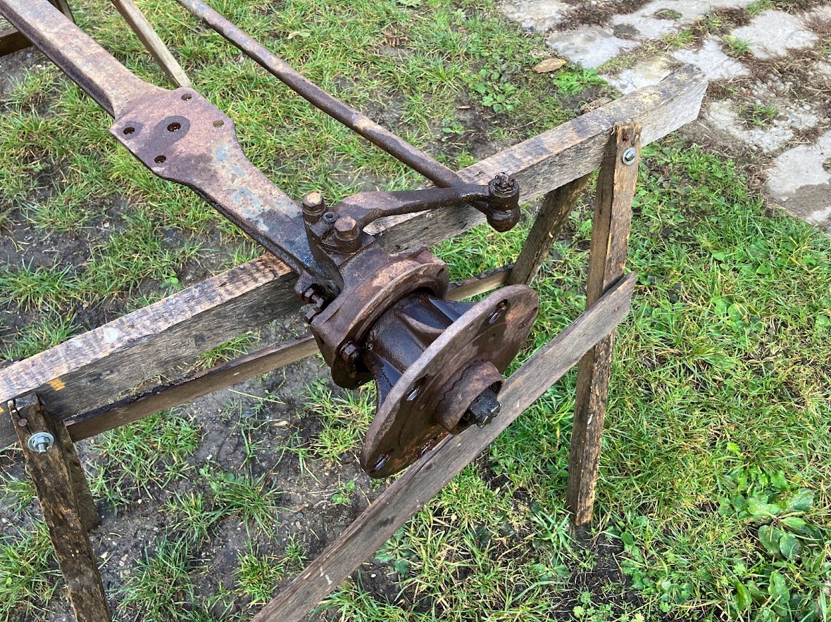 přední náprava, veterán, oldtimer. - 2