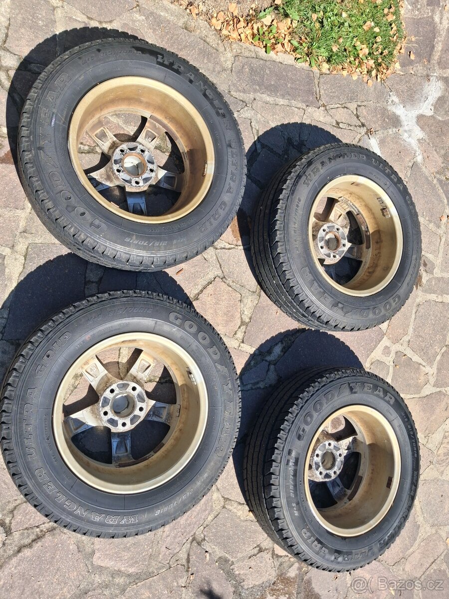 ZIMNÍ KOLA 215/70 R17 - 2