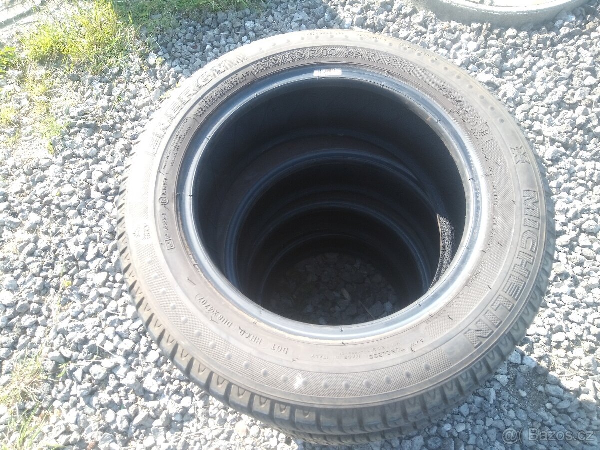 175/65r14 - 2