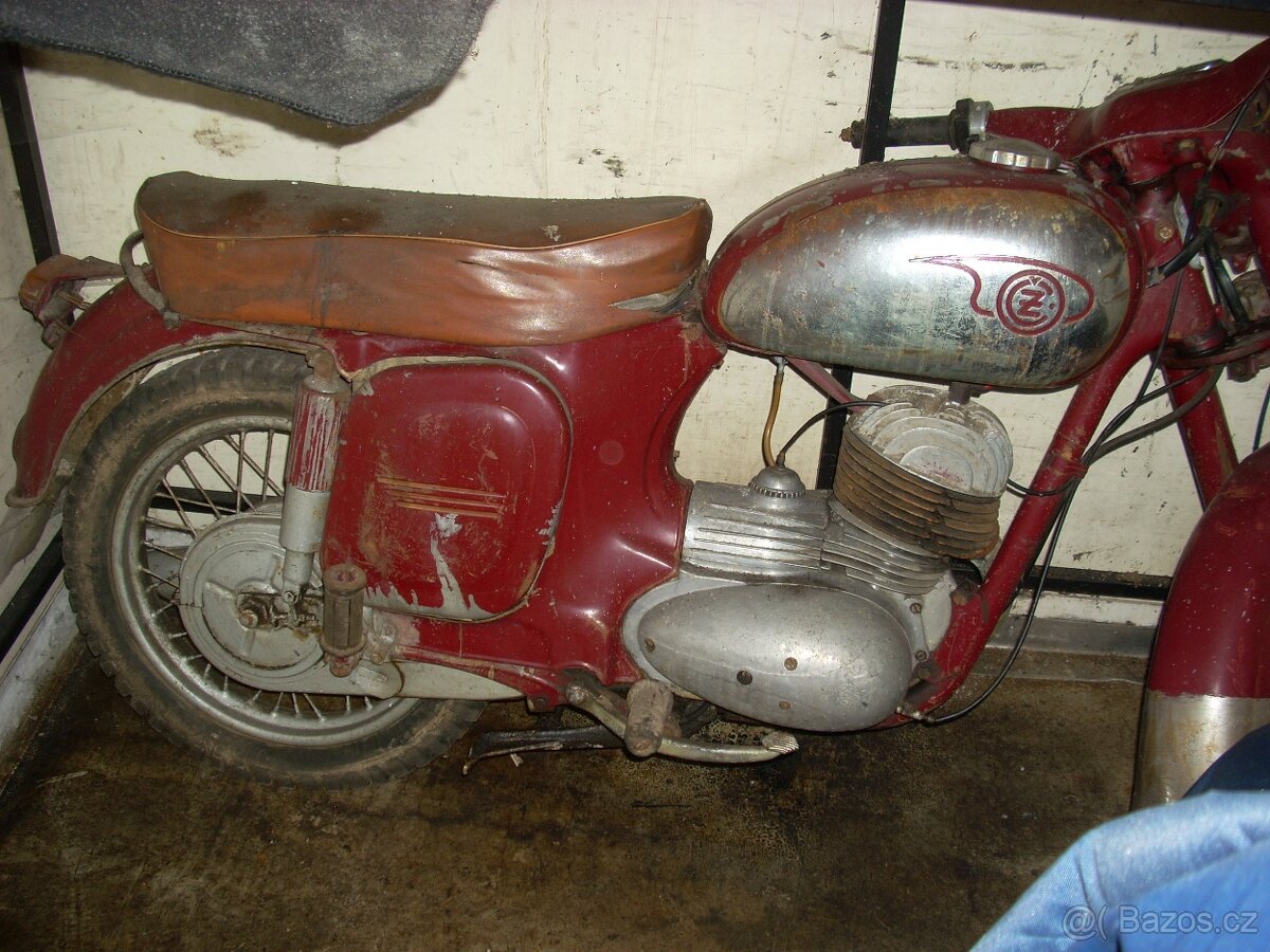ČZ 175/450 De-luxe - 2