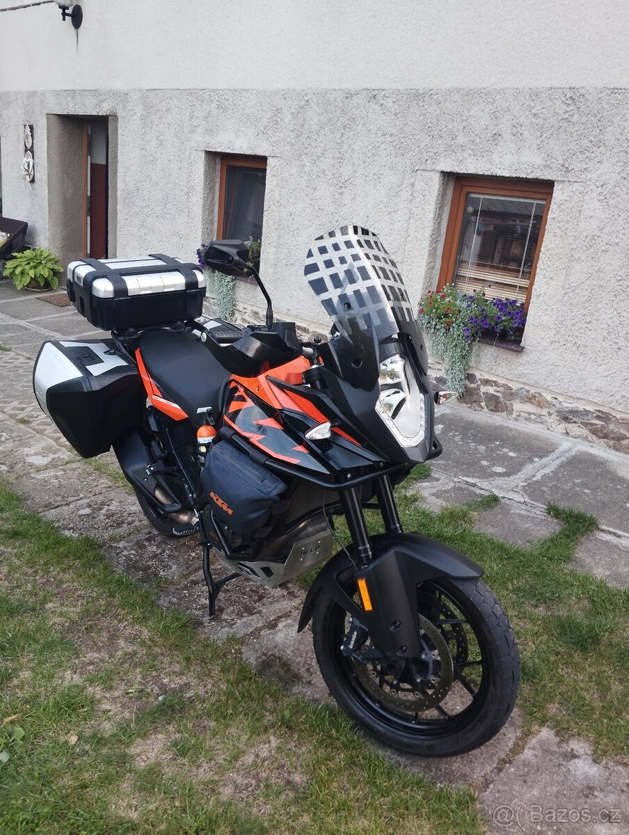 KTM 1090 Adventure - 2