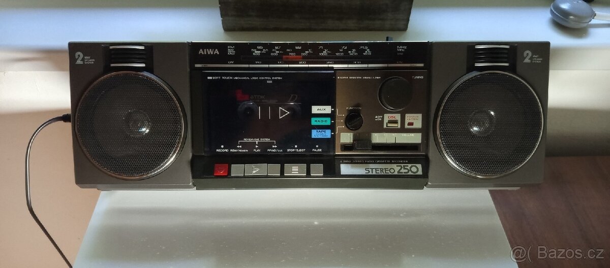 Radiomagnetofon AIWA 250 - 2