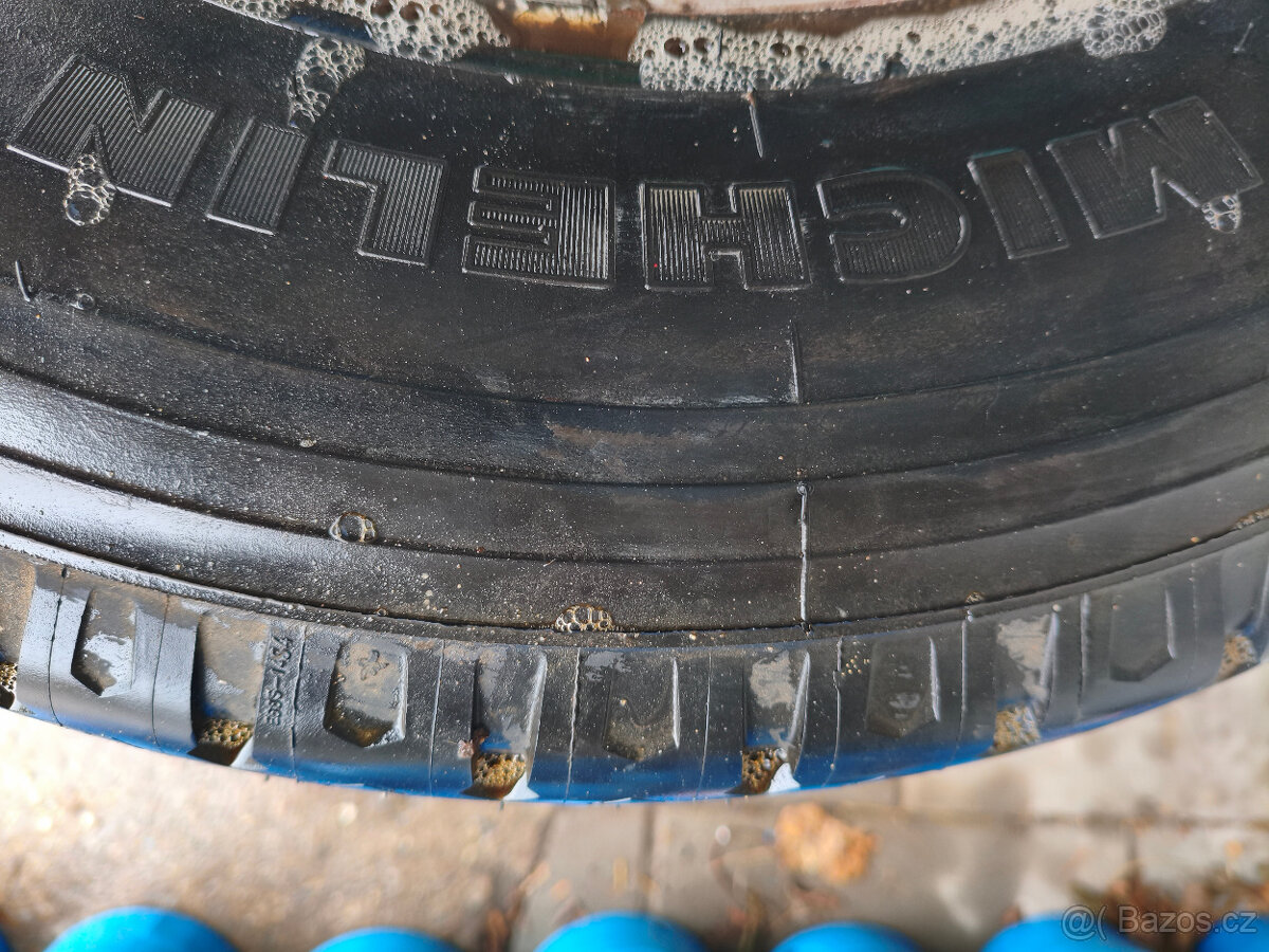 215/75 R16c Michelin XC camping - 2