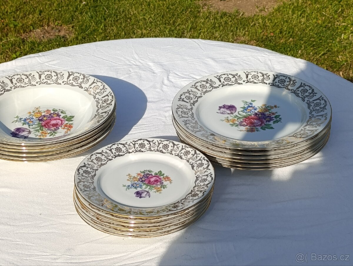 Krásná porcelánová sada - 2