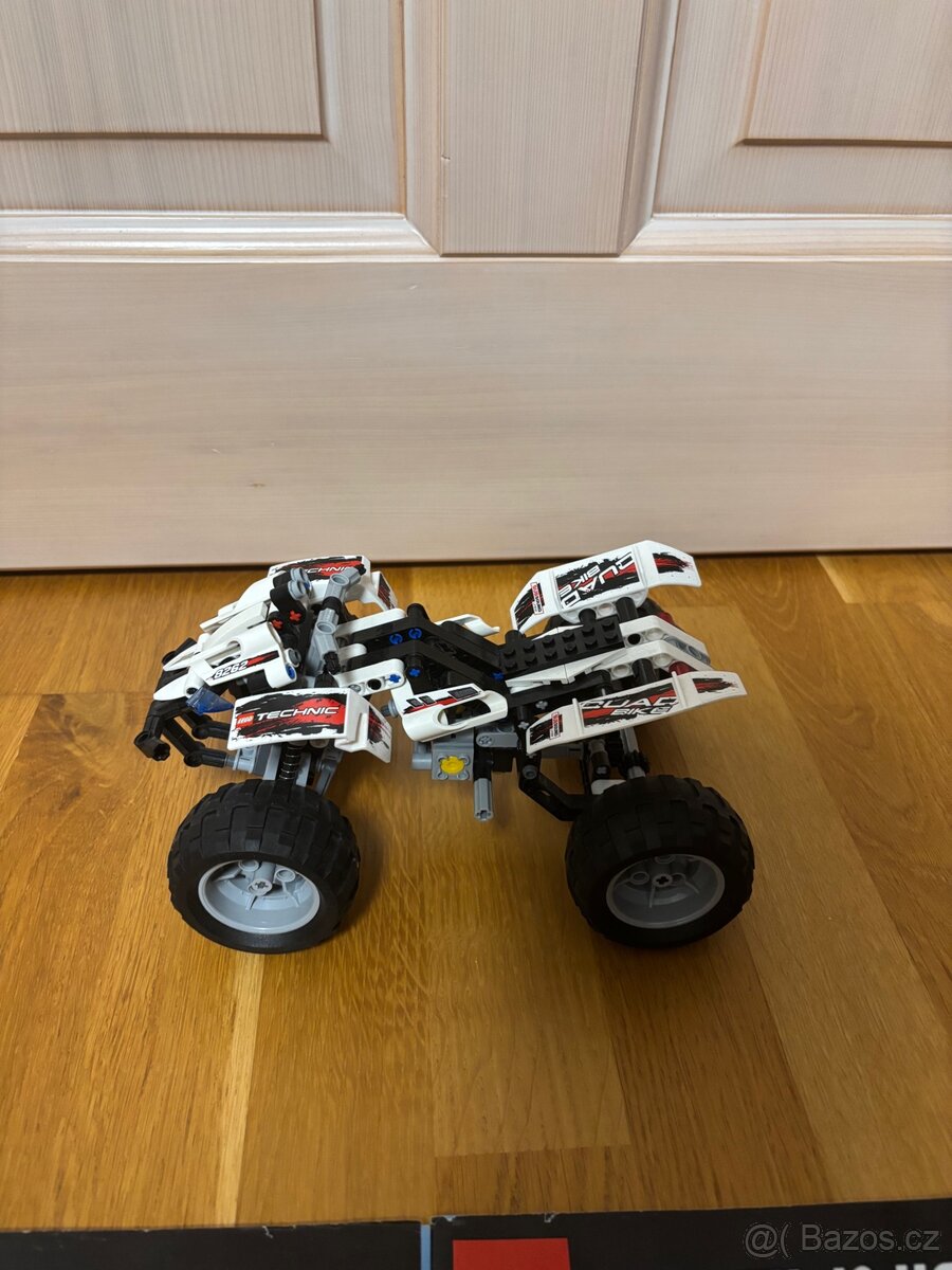 LEGO Technic 8262 Quad bike - 2