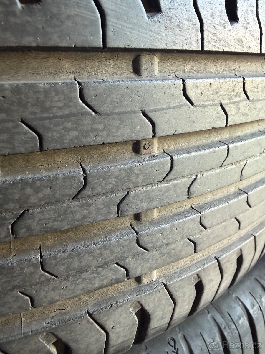 215/60r17 letní - 2