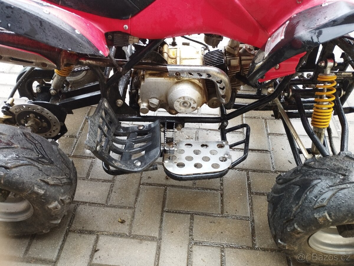 Dětská čtyřkolka 110