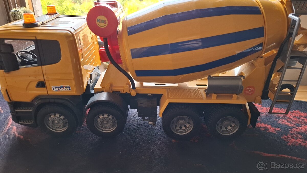 Bruder domíchávač - 2