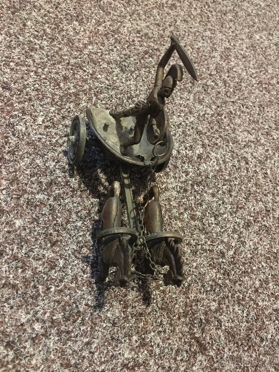 Bronzová soška Achillea - 2