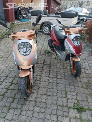 Dva skútry , Yuki rallye moto zeta - 2