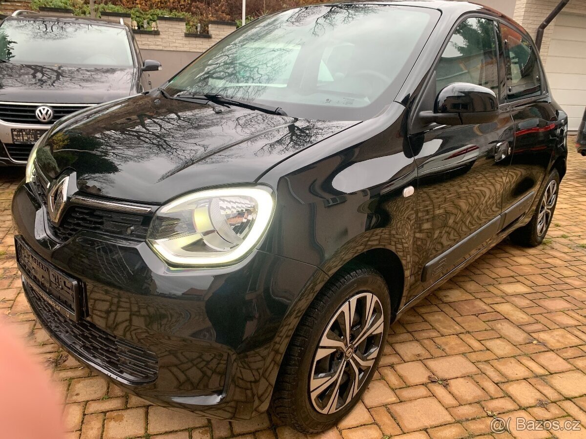 Renault Twingo 3 1.0i 48kw rok 2022 najeto jen 19200km - 2