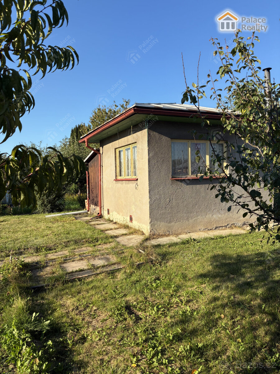 Prodej rekerační chatky se zahradou 599 m2 - 2