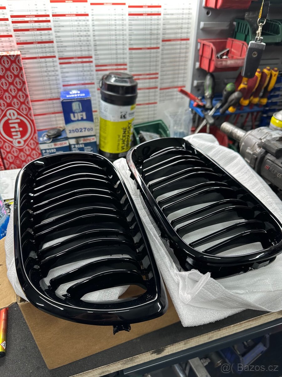 Ledvinky BMW E46 Facelift. Černý lesk - 2