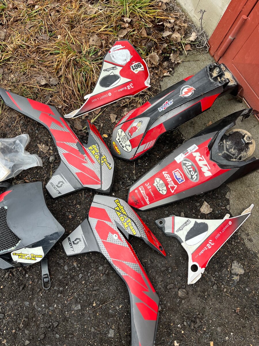 Plasty 2012-2016 - 2